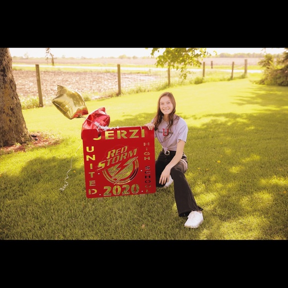 Meet your Posher, Jerzi - Picture 2 of 2